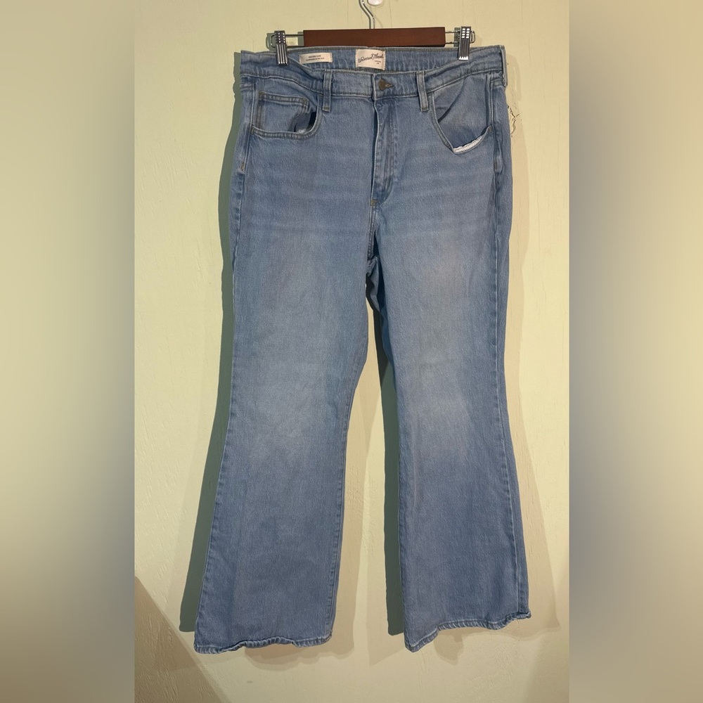 Universal Thread Light Blue Flare Jeans